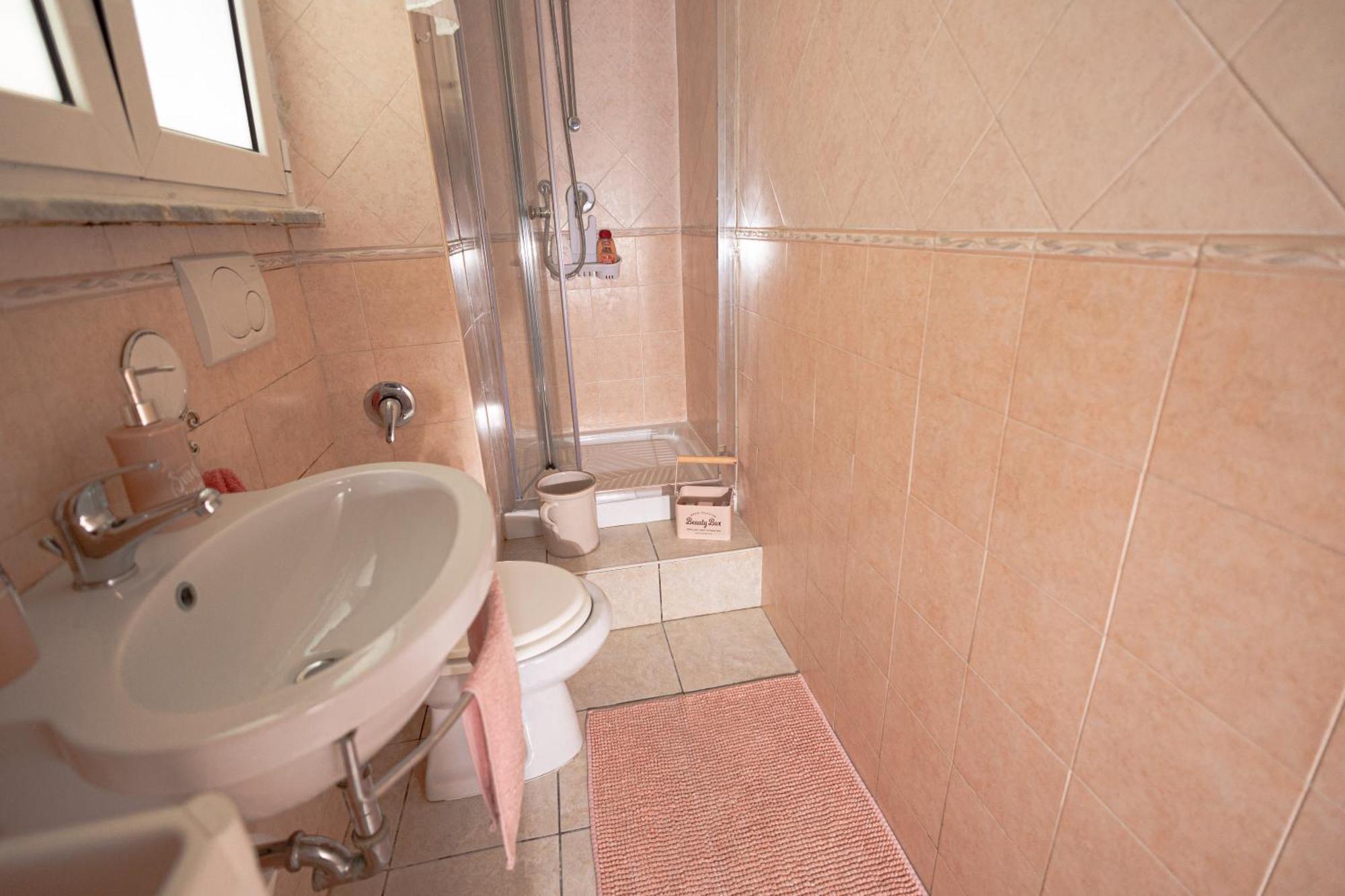 Delightful Apartment Close To The Center Lido di Ostia Ngoại thất bức ảnh