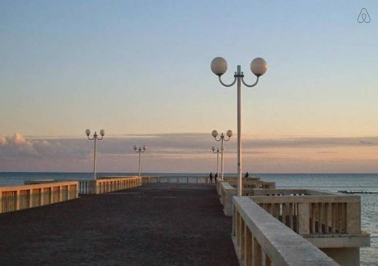 Delightful Apartment Close To The Center Lido di Ostia Ngoại thất bức ảnh
